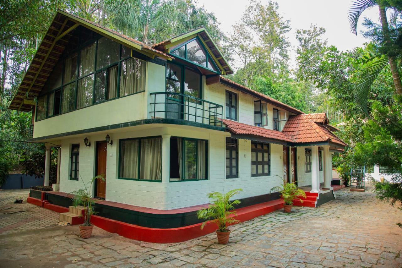 Orchid Trails Resort Салтэн-Батери Экстерьер фото